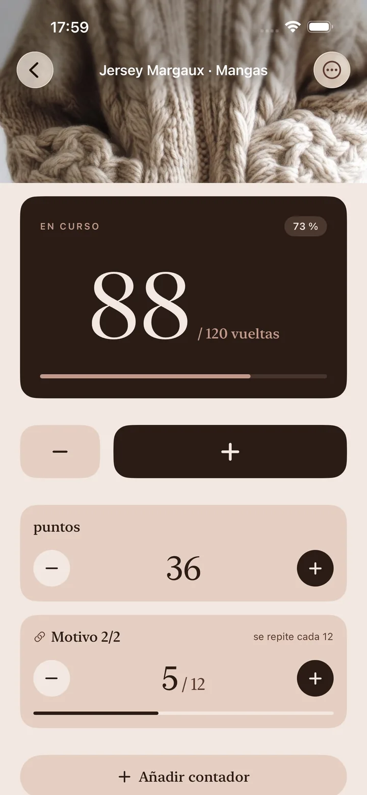 Pantalla de detalle de un proyecto de jersey, con un gran contador de vueltas en 88 de 120, un contador de puntos y un seguidor de motivo K2P2.