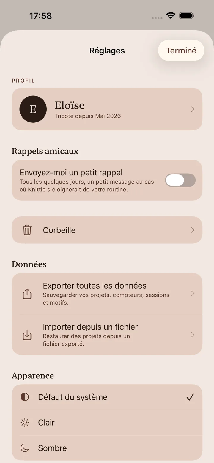Écran réglages avec une carte profil, un interrupteur de rappels amicaux, export et import de données, et un sélecteur d'apparence clair ou sombre.
